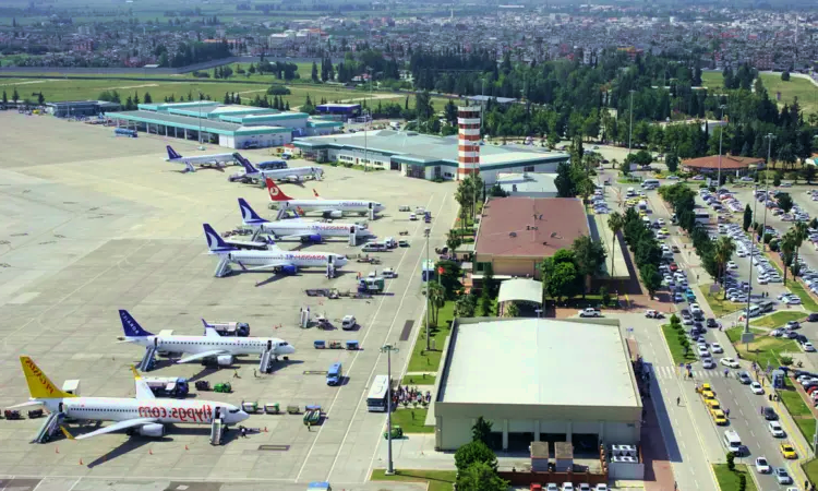 Aeroporto di Adana Şakirpaşa