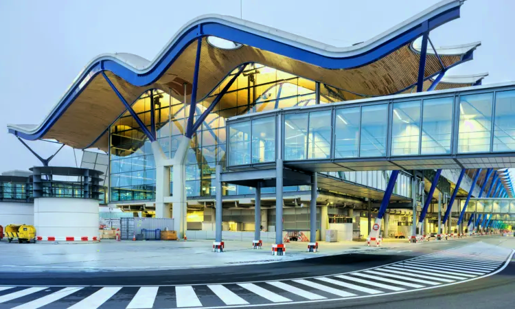 Aeroporto Adolfo Suárez di Madrid–Barajas