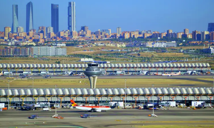 Aeroporto Adolfo Suárez di Madrid–Barajas