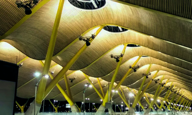 Aeroporto Adolfo Suárez di Madrid–Barajas