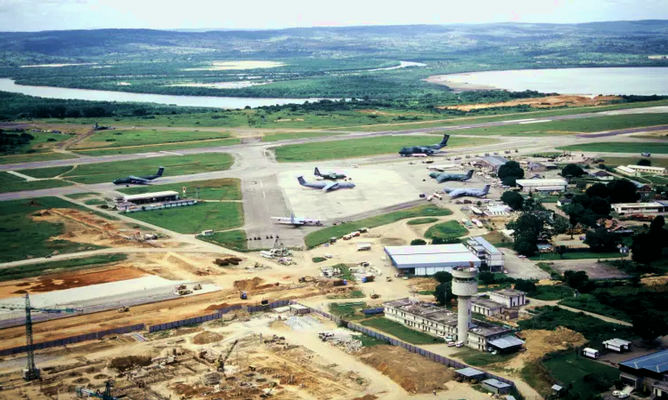 Aeroporto internazionale di Moi