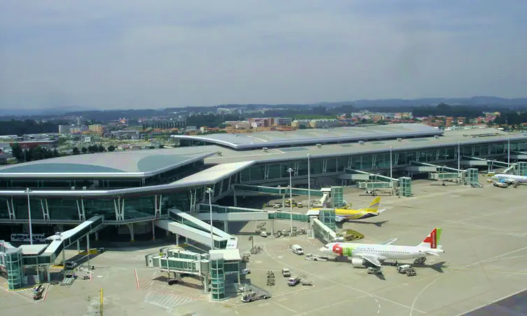 Aeroporto Francisco de Sá Carneiro