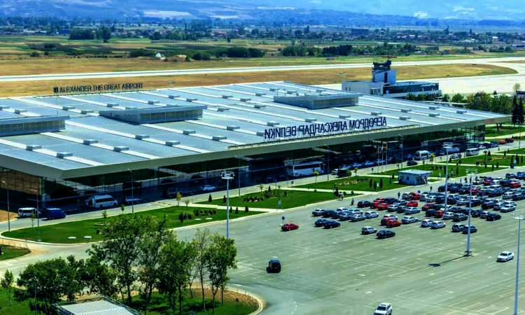 Aeroporto di Skopje "Alessandro Magno".