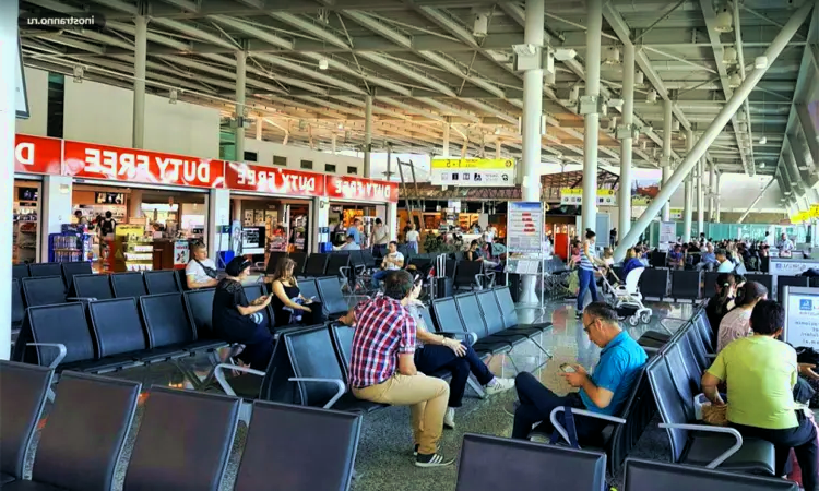 Aeroporto Internazionale di Tirana